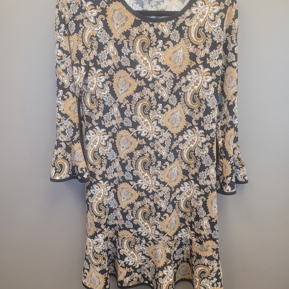 Michael Kors Women's Medium Sleeves Bell Sleeves Black and Gold Paisley Dress M